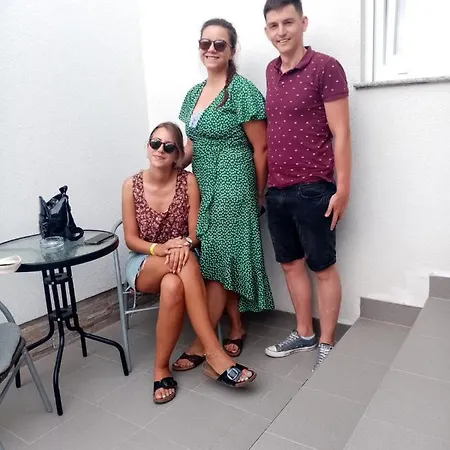 Alma Appartement *