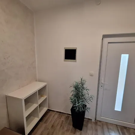 Alma Apartmán
