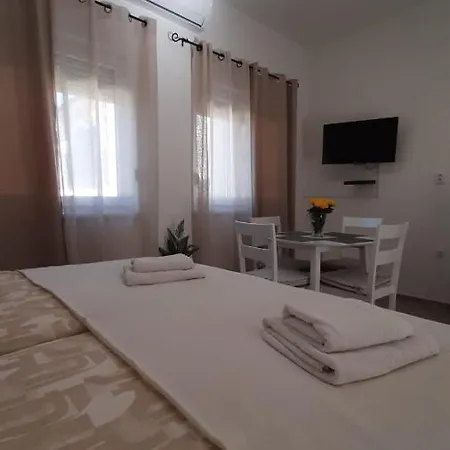 Alma Apartman Pula
