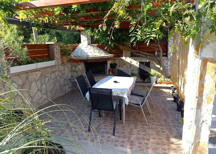 아파트 Alma 풀라